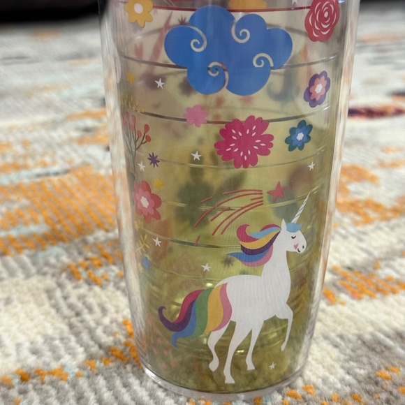 Tervis Tumbler Believe In Dreams Unicorn Made in USA Girls insulated cup w/ lid - Picture 2 of 5